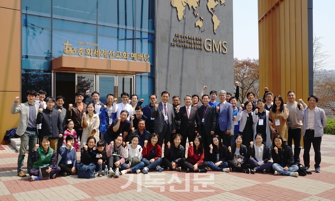 KWMA 선교지에서 한국선교사들의 연합과 네트워크 형성을 위해 일차적으로 선교훈련생 연합수련회를 연다. 사진은 지난해 GMS와 KPM 연합훈련 장면.