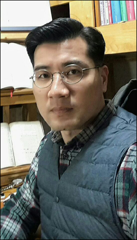 장대선 목사는 20여년 간 교리에 관심을 가지고 연구와 저술 활동을 해왔다. 장 목사는 한국교회가 바로 서려면 교리와 정치체계에 대해 폭넓게 이해해야 한다고 말한다.