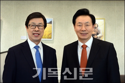 김종복 목사(왼쪽)와 김은호 목사.