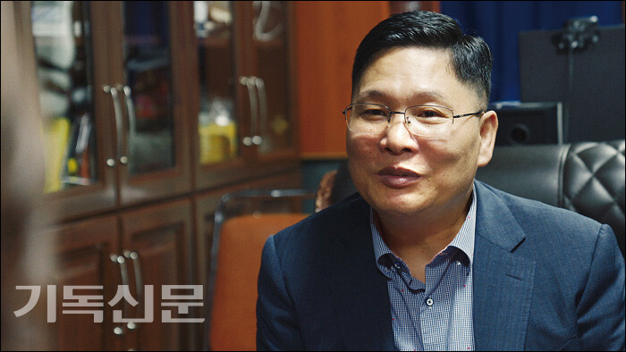 탈북민 탈출을 돕는 활동을 펼치고 있는 갈렙선교회 김성은 목사.