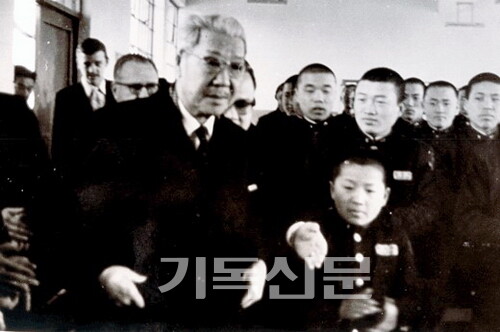 유한공업고등학교 등 여러 학교를 설립하며 유일한은 교육가로서도 애국을 실천했다. 