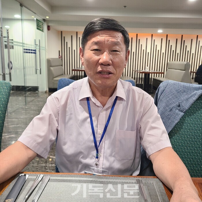 장완익 선교사가 KWMF 17차 총회에 대해 설명하고 있다.