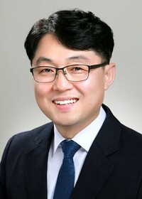 우리 집 문턱에 '죄'가 웅크리고 있습니다